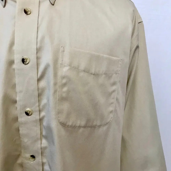 L.L. Bean Beige Button Down Shirt Men XL Reg - Picture 3 of 9